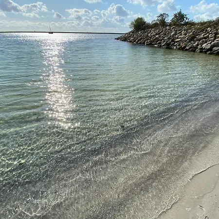 Direkt Am Mit Pool Und Sauna, Fusslaeufig Erreichbar, Barrierefrei 카페룬