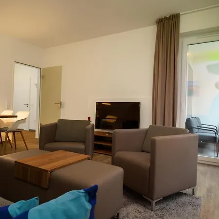 Direkt Am Mit Pool Und Sauna, Fusslaeufig Erreichbar, Barrierefrei 아파트 카페룬