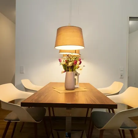 Direkt Am Mit Pool Und Sauna, Fusslaeufig Erreichbar, Barrierefrei 아파트 카페룬