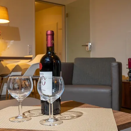 아파트 Direkt Am Mit Pool Und Sauna, Fusslaeufig Erreichbar, Barrierefrei 카페룬