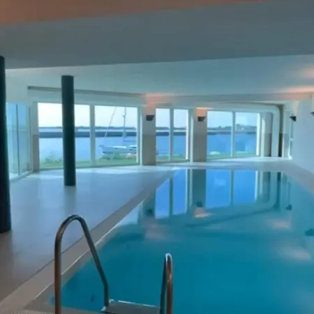 Direkt Am Mit Pool Und Sauna, Fusslaeufig Erreichbar, Barrierefrei * 카페룬